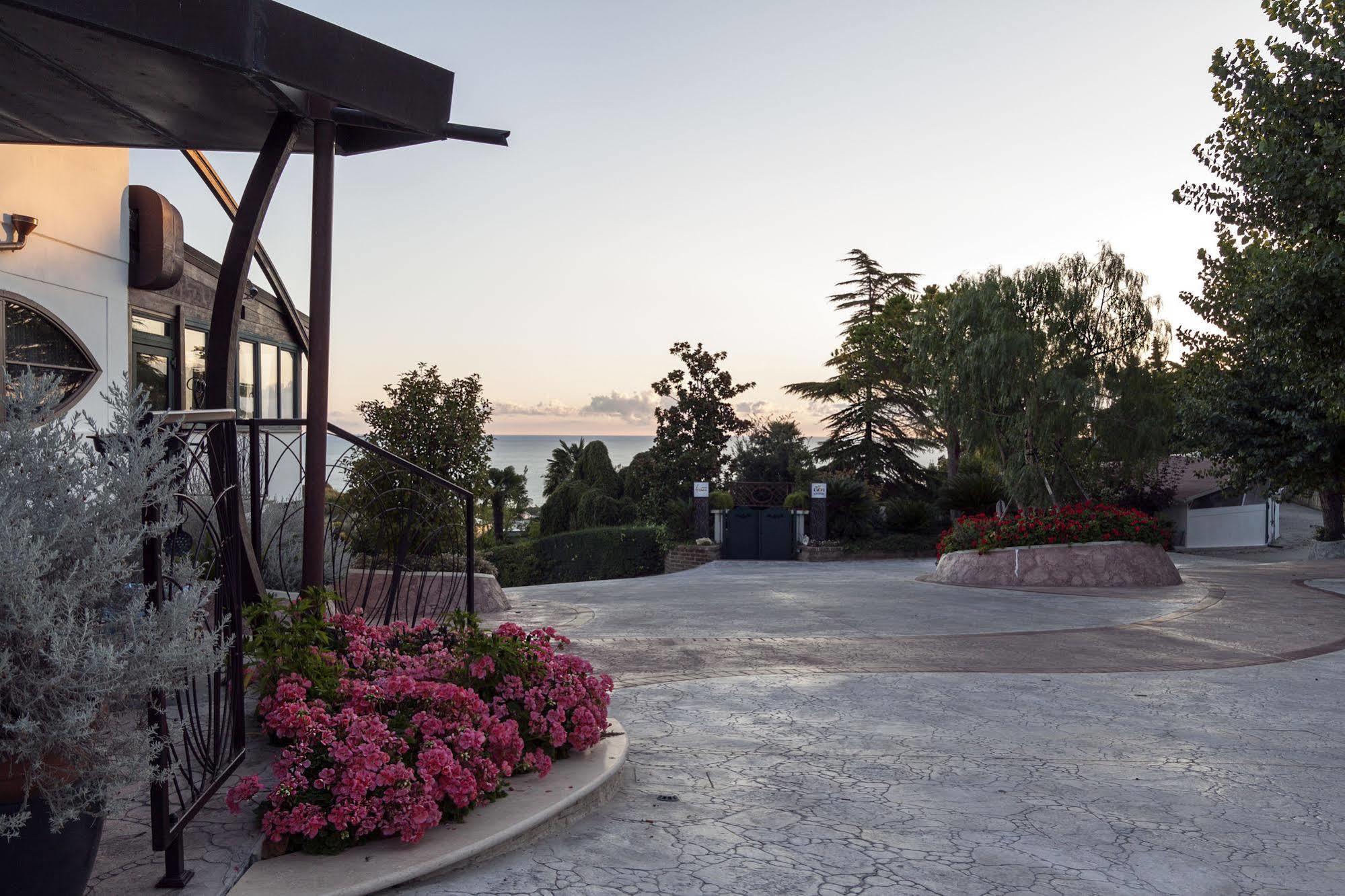 Casa Ferretti Di Ferretti Village Silvi Marina Exteriör bild